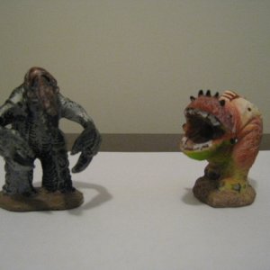 Longu & Hogglo Figurines