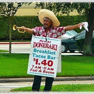 Bienviendos_a_Doneraki's_-_Flickr_-_pinemikey.jpg