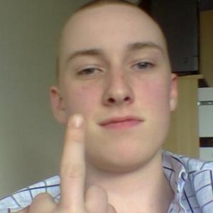 mefingercroped