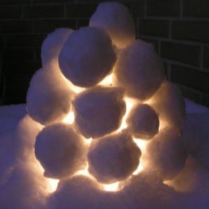 snow lantern