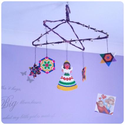 194137-425x425-Mobile-Art-Display.jpg